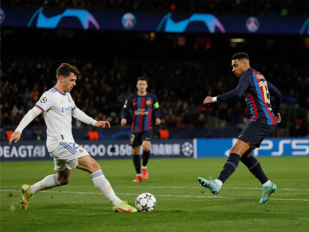 经费捉襟见肘 前景疑云密布--郑智辞去广州主帅.